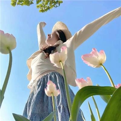 闹春莲萧舞起来